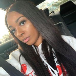 Meet your Posher, Briana